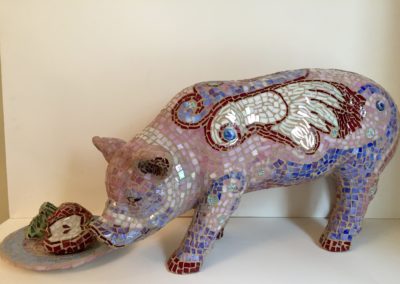 mosaic pig