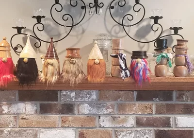 gnomes,snowmen